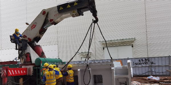 屹星解讀：設備吊裝搬運施工需要哪些人員參與?