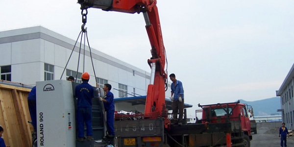 大型設(shè)備裝卸的流程以及注意事項(xiàng)。